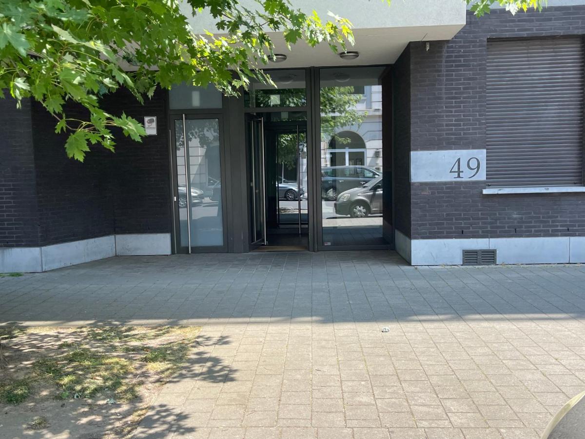 Duplex Tres Agreable Et Tres Calme Apartment บรัสเซลส์ ภายนอก รูปภาพ
