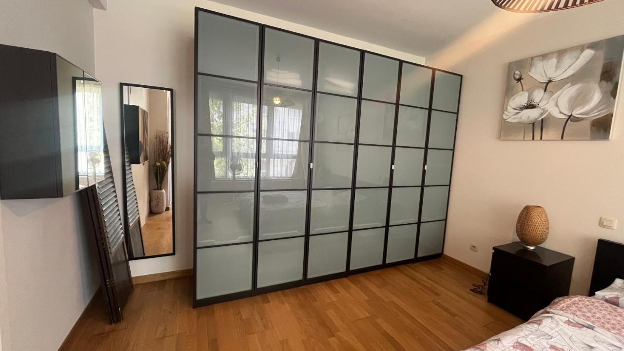 Duplex Tres Agreable Et Tres Calme Apartment บรัสเซลส์ ภายนอก รูปภาพ